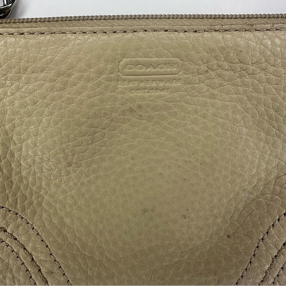 Coach Beige Leather Pebbled Wristlet Small Pouch Purse Bag - Picture 2 of 6